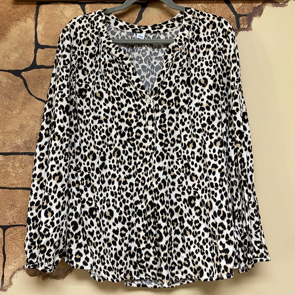 Leopard print Old Navy top